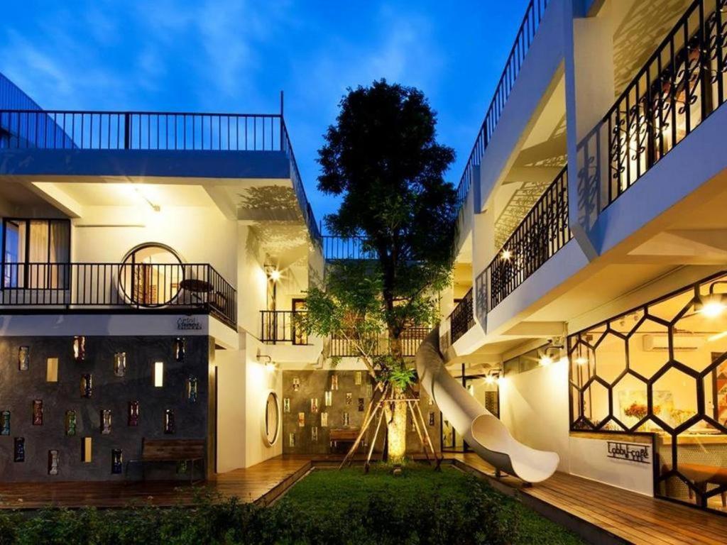 The Artel Nimman
