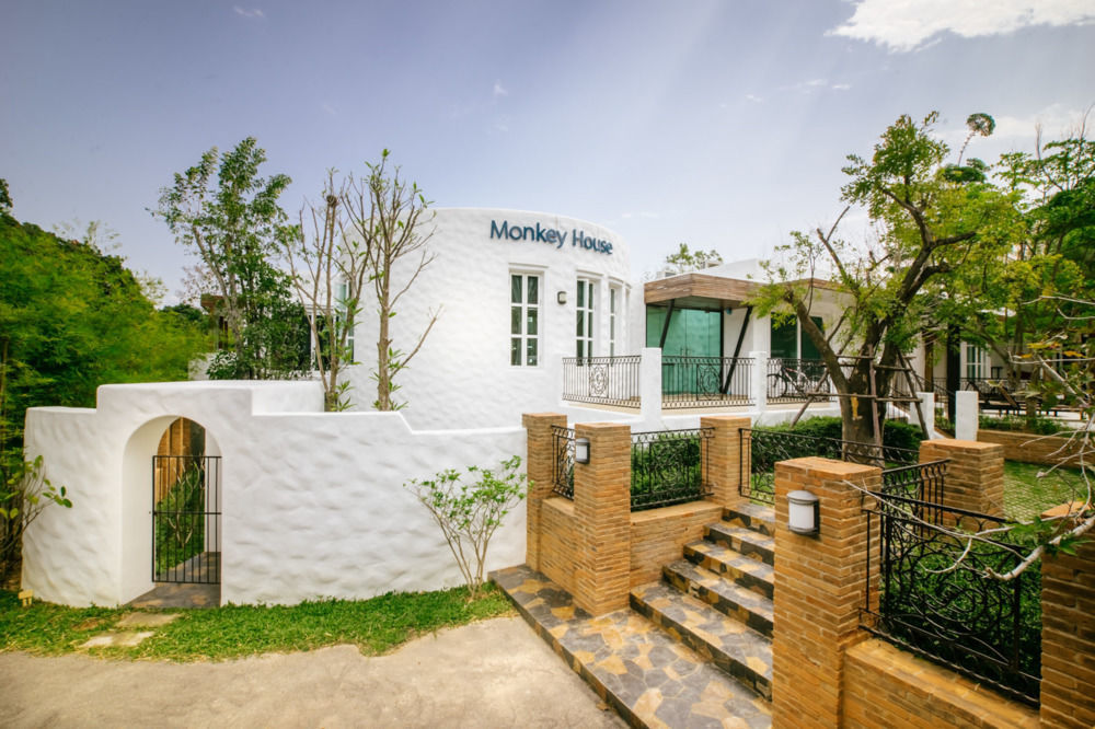 Monkey House Hotel - Chiang Mai