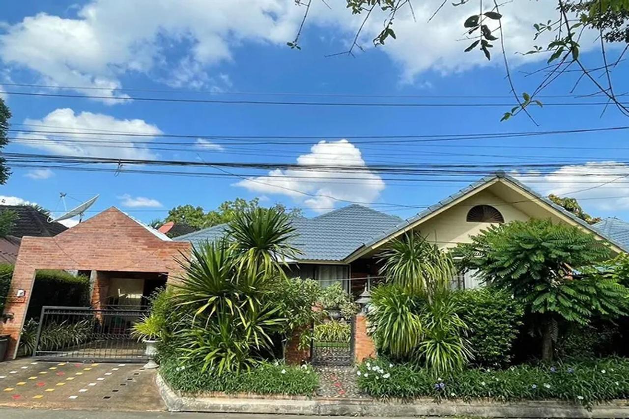 Baan Wang Tarn Villa - Chiang Mai